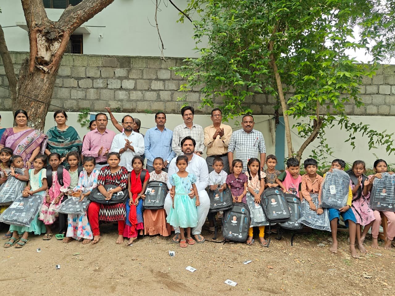 Peddapalli MP Gaddam Vamsi Kirshna disributed schools bags to students