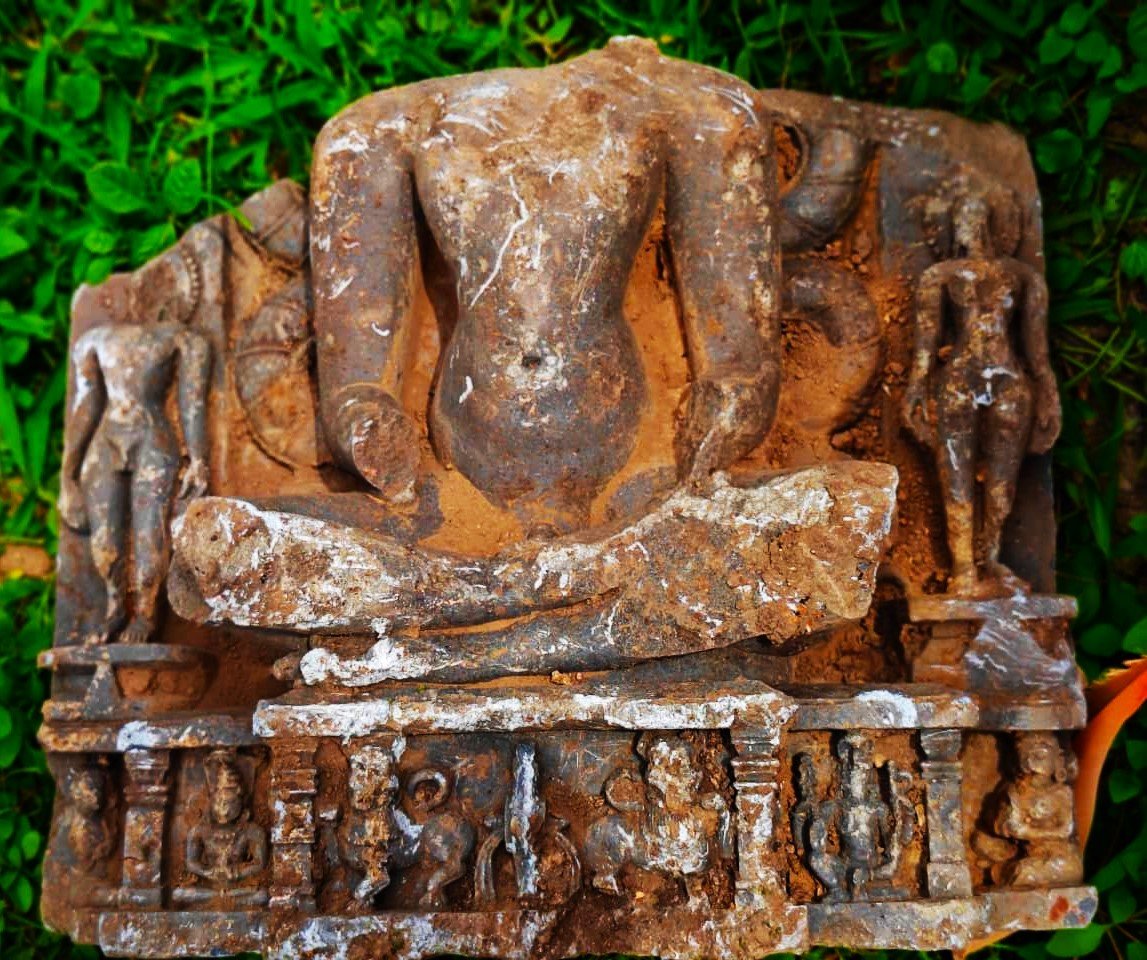 Rare sculpture found in Adilabad