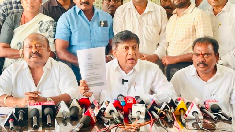 Former MP B. Vinod Kumar in a press meet