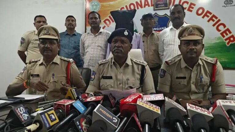 Sircilla Police