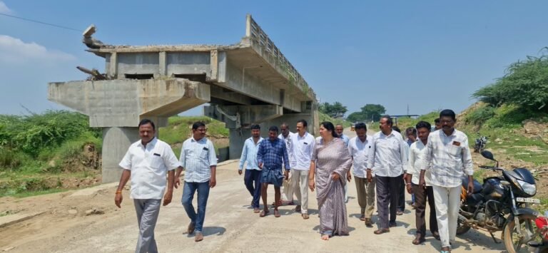 Former Minister Satyavathi Rathod