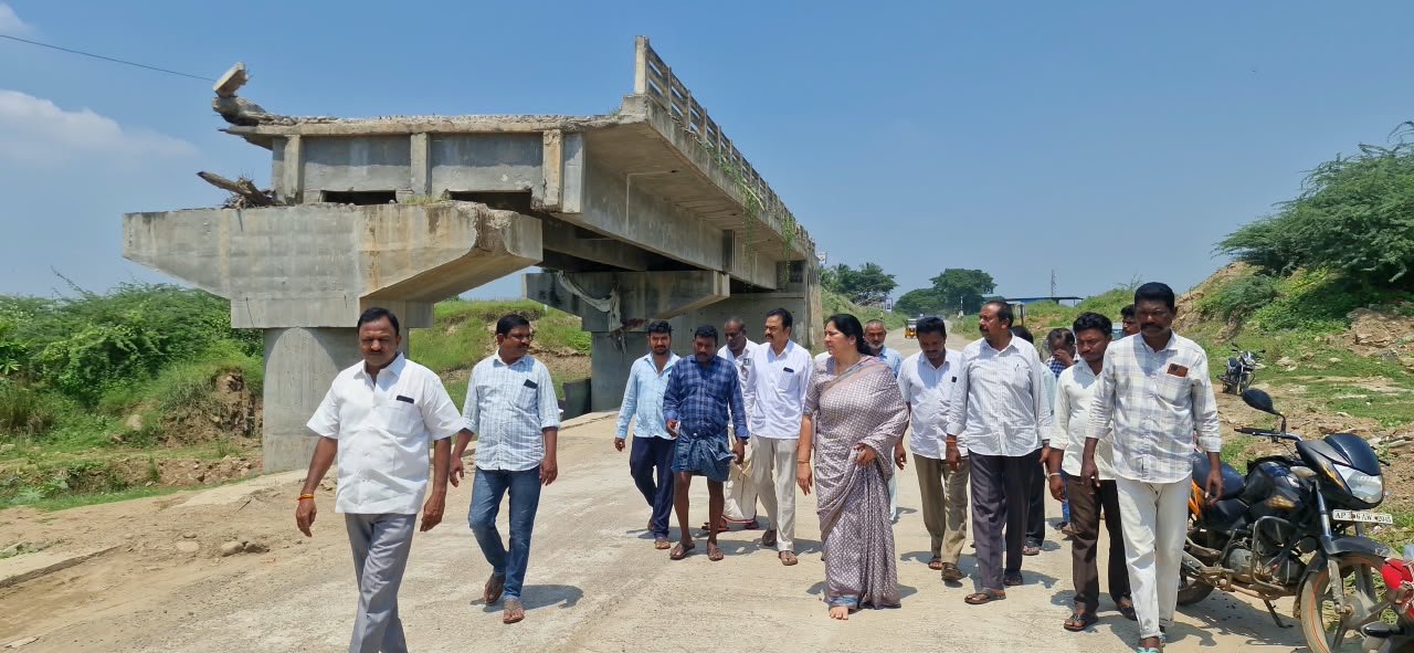 Former Minister Satyavathi Rathod