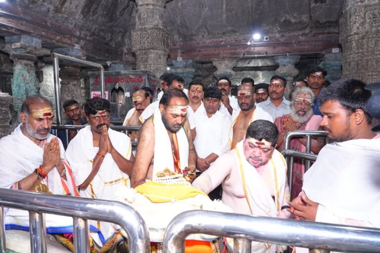 Minister Ponnam Prabhakar