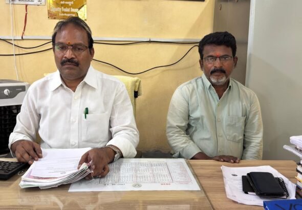 Narayanpet Sub-registrar in ACB trap