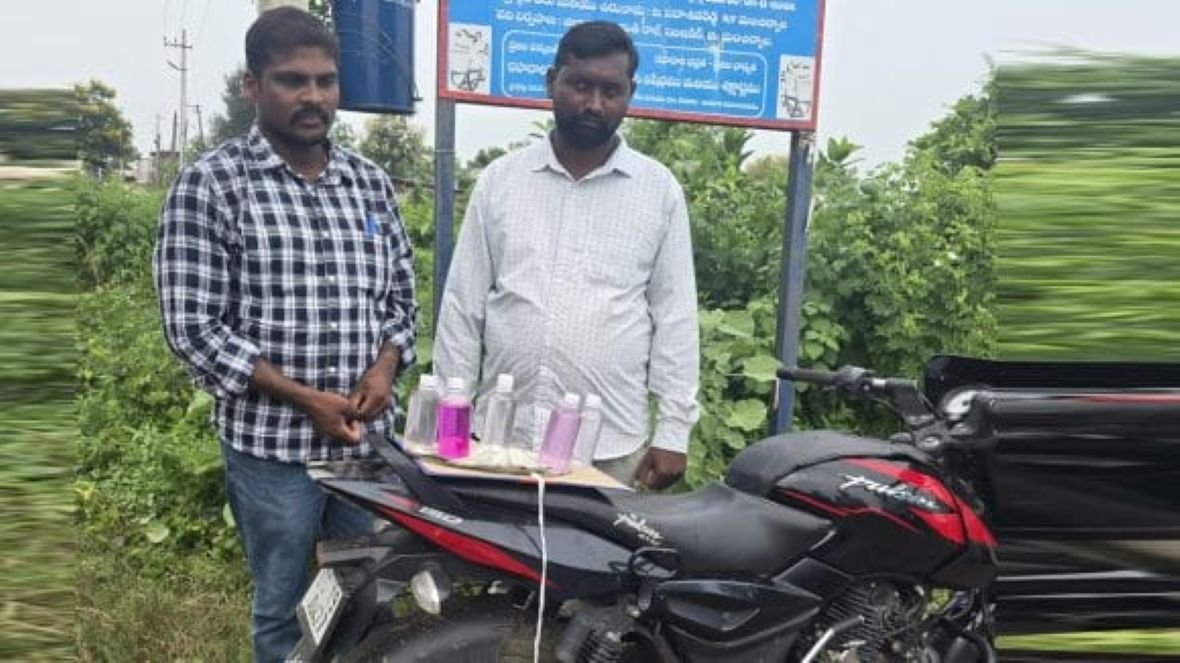Officials caught red-handed by ACB