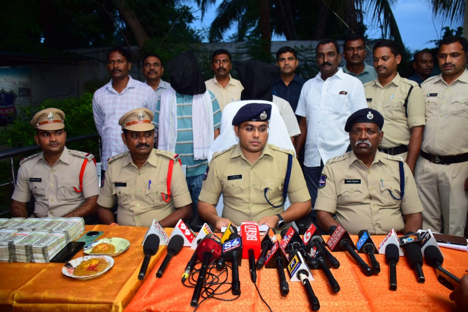SP Mahesh B. Gite