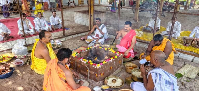 Chandi Homam performed at Kaleshwaram Temple