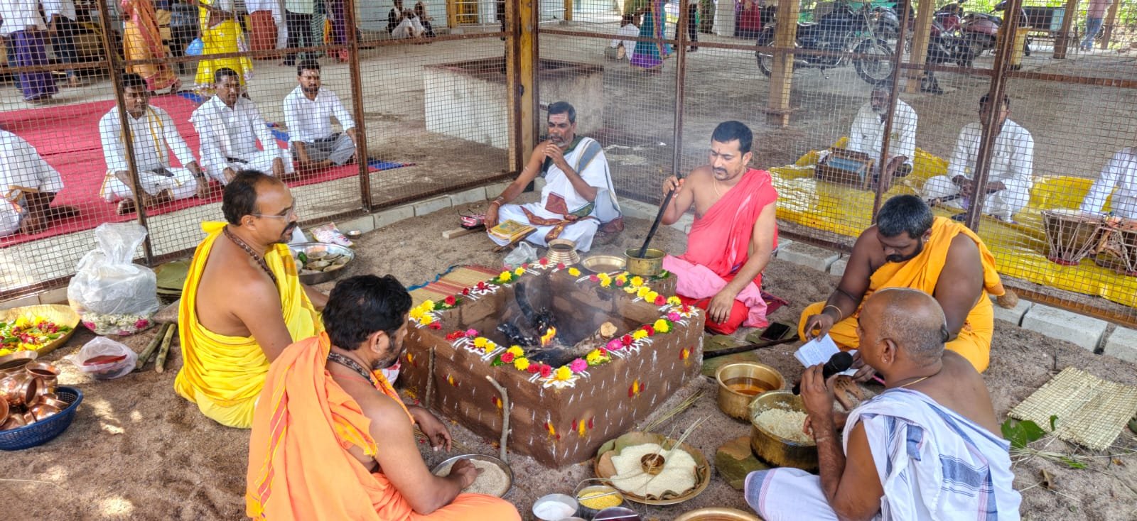 Chandi Homam performed at Kaleshwaram Temple