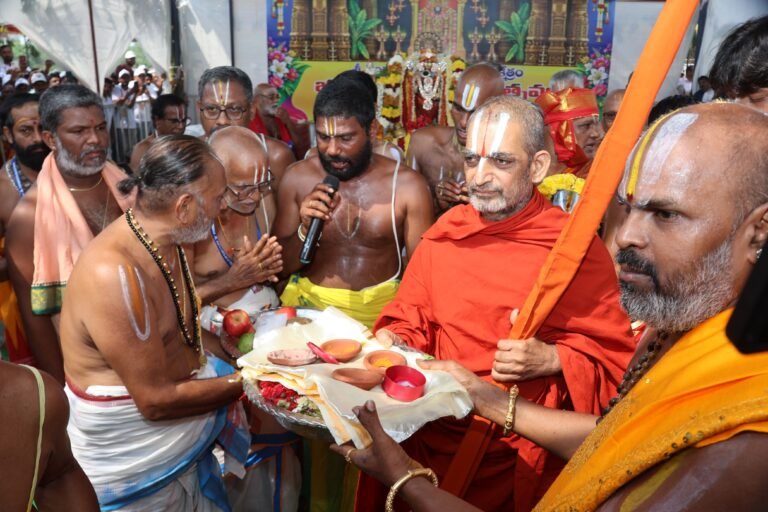 Chinna Jiyyar Swamy