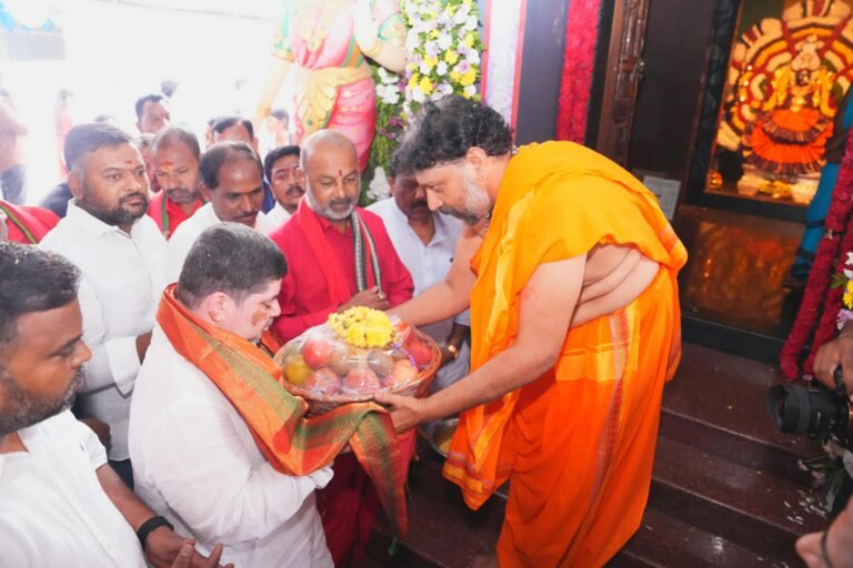 Ministers Ponnam Prabhakar and Bandi Sanjay Kumar