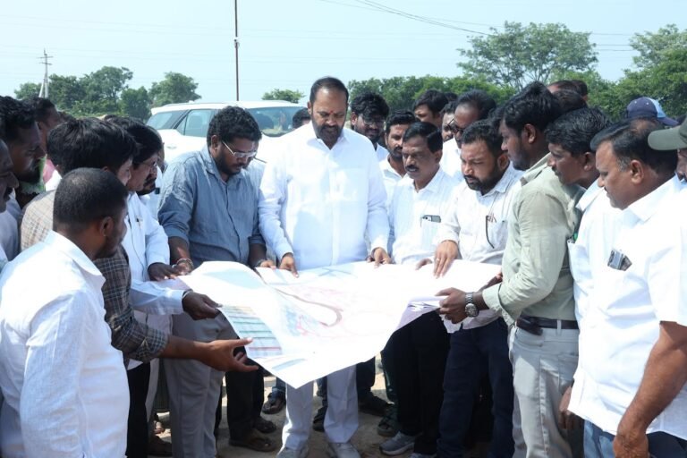 Peddapalli MLA Chinthakunta Vijayaramana Rao
